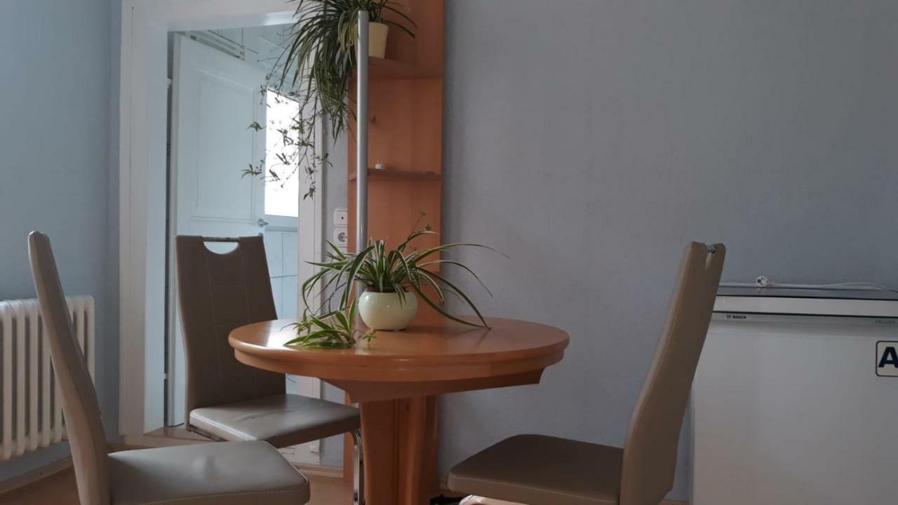 Ferienwohnung In Целе Екстериор снимка